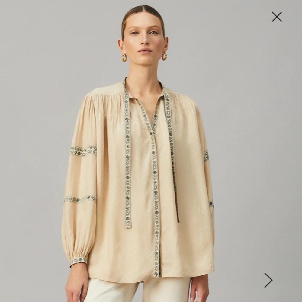 $222 Sale - NWT Tory Burch Silk Jacquard Ribbon Blouse size 4 $498 - Picture 2 of 6